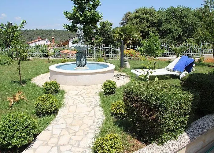 Apartment-studio-ginkgo-a1 반졸레