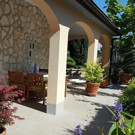 Apartment-studio-ginkgo-a1 * Banjole