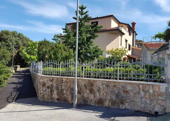 Apartment-studio-ginkgo-a1 Lejlighed